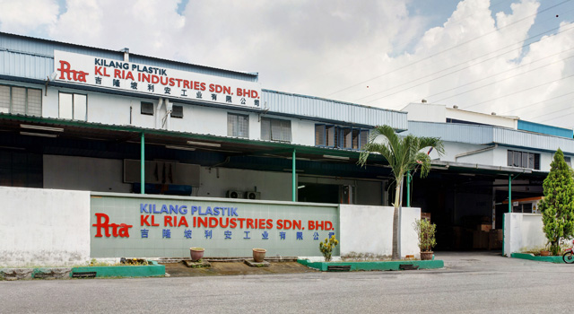 #PlasticInjectionMouldingMachines